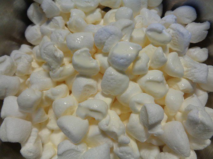 Клубнично-ванильный конфитюр с кремом из маршмеллоу