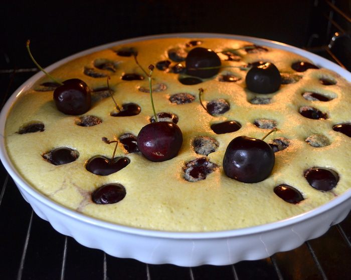 Клафути с черешней