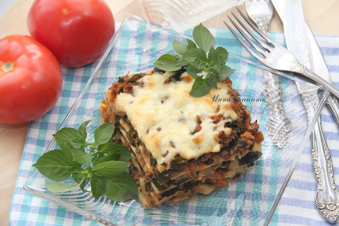 Мясная лазанья со шпинатом