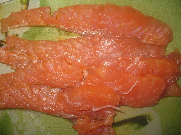 Канапе из семги с творожной начинкой