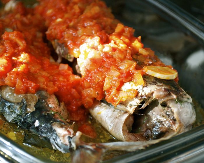 Лосось с ананасовой сальсой