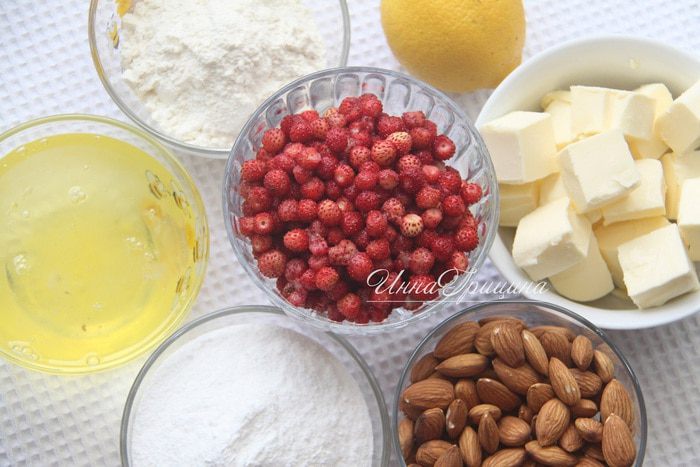 Фрианды с земляникой