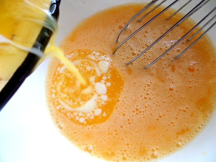 Шарлотка с нектаринами