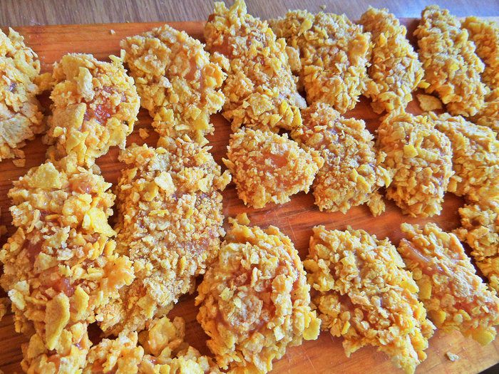 Закуска с курицей и сыром в тортилье