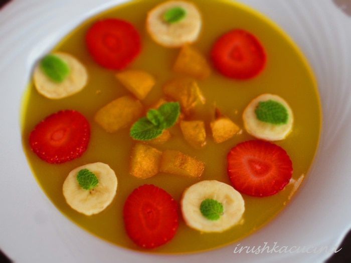 Фруктово-ягодный холодный суп