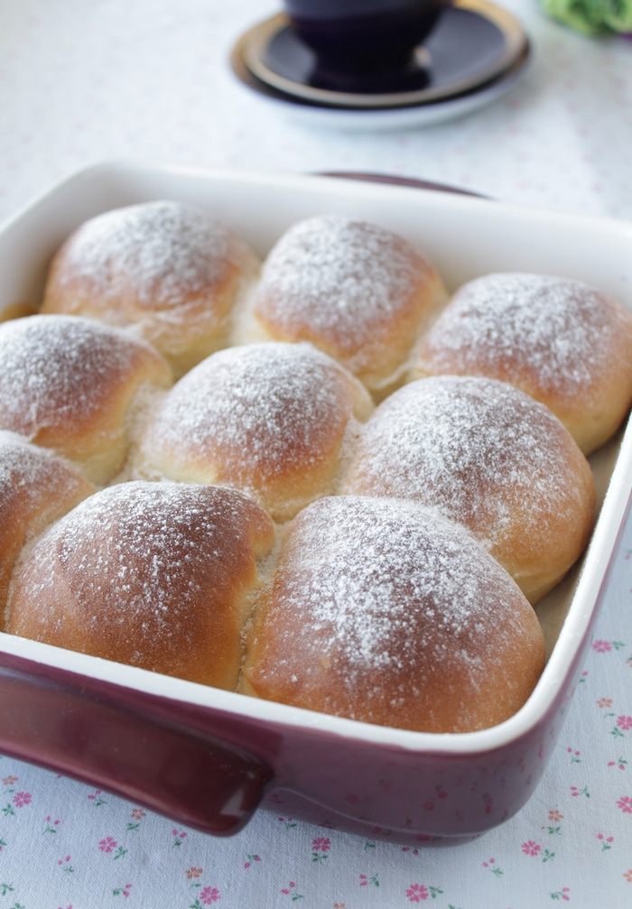 Бухтели с абрикосовым джемом