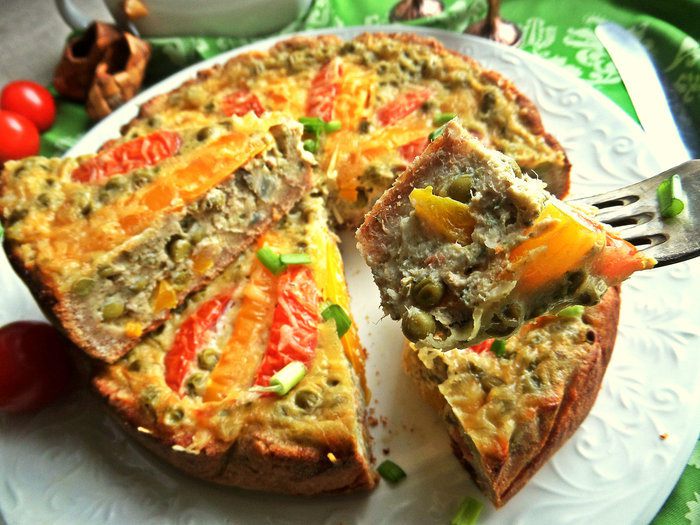 Киш «Тунец с овощами»