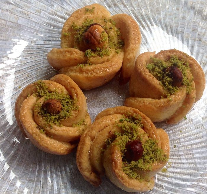 Сладкие розы (Gül tatlısı)