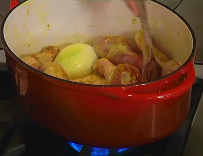 Рис с цыпленком и пряностями  