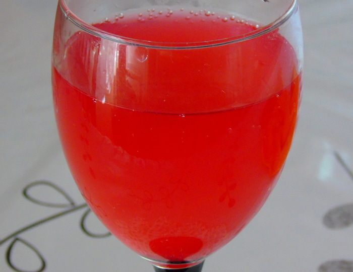 Вино из лепестков роз