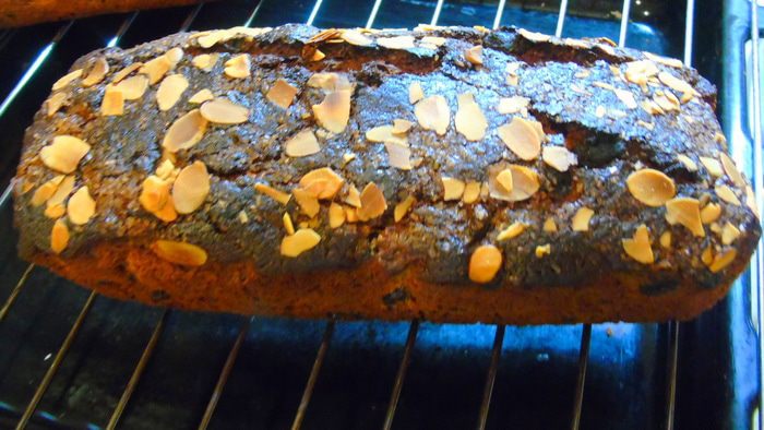 Рождественский кекс на портере (штоллен)