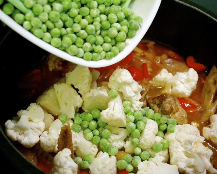 Куриная паприка с мини-клецками