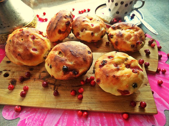 Творожники с брусникой