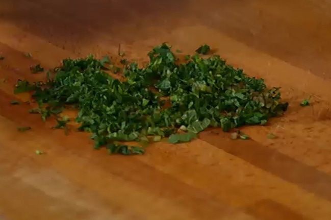 Картофельные мини-сэндвичи с котлеткой из ягнятины 