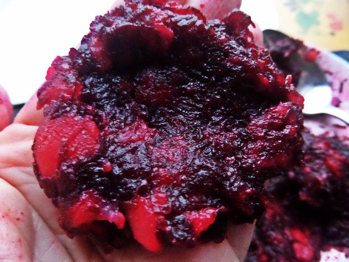 Свекольная &amp;quot;клубничка&amp;quot; с килькой