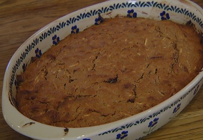 Ореховый пирог с имбирем и сливочным кремом