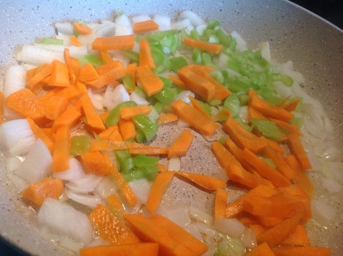 Горшочки с говядиной и овощами