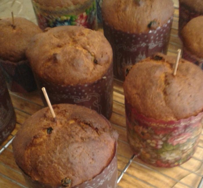 Кулич пасхальный на желтках с шафраном