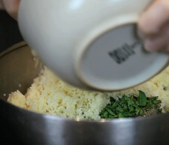 Долма с индейкой и кускусом