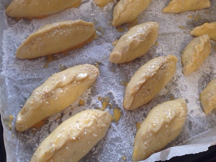 Скороспелые пирожки с печенью и овощами
