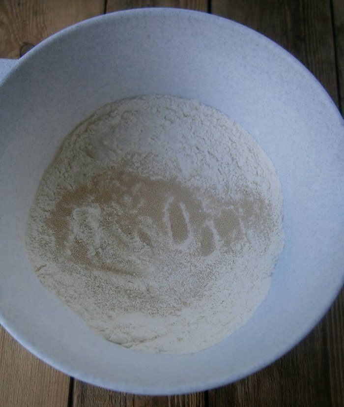 Белый хлеб на молоке