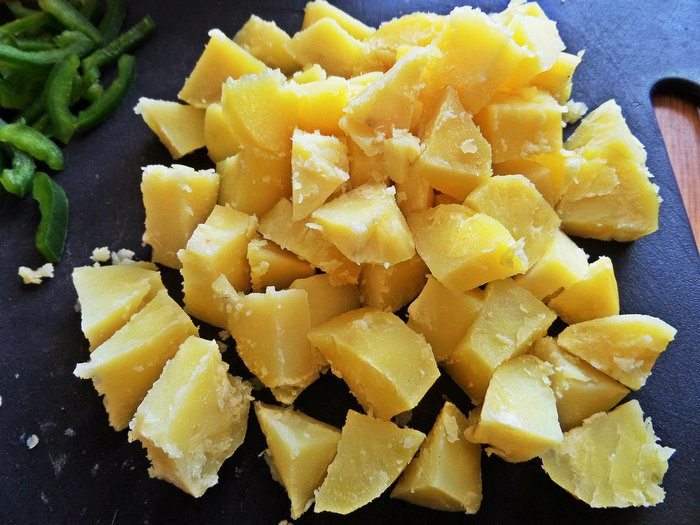Лимонный картофель с луком