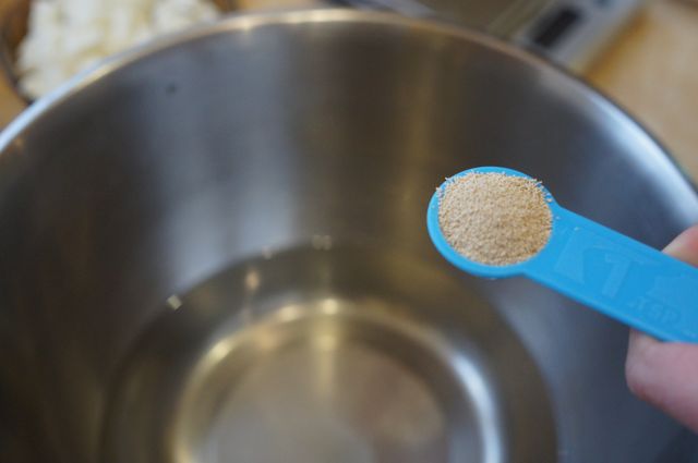 Крестьянский хлеб с хрустящей корочкой