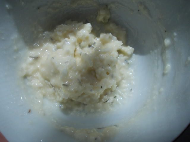 Карп с овощами и чесночным маслом