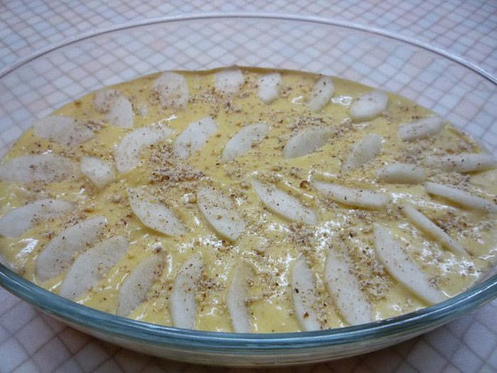Клафути с грушами и фундуком