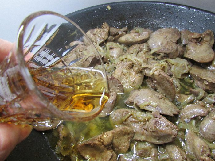 Паштет из куриной печени с коньяком и гранатовым желе