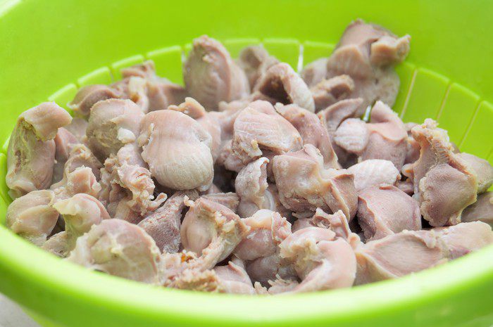 Карамелизованные куриные желудки