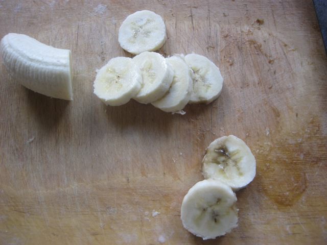 Банановые маффины с корицей