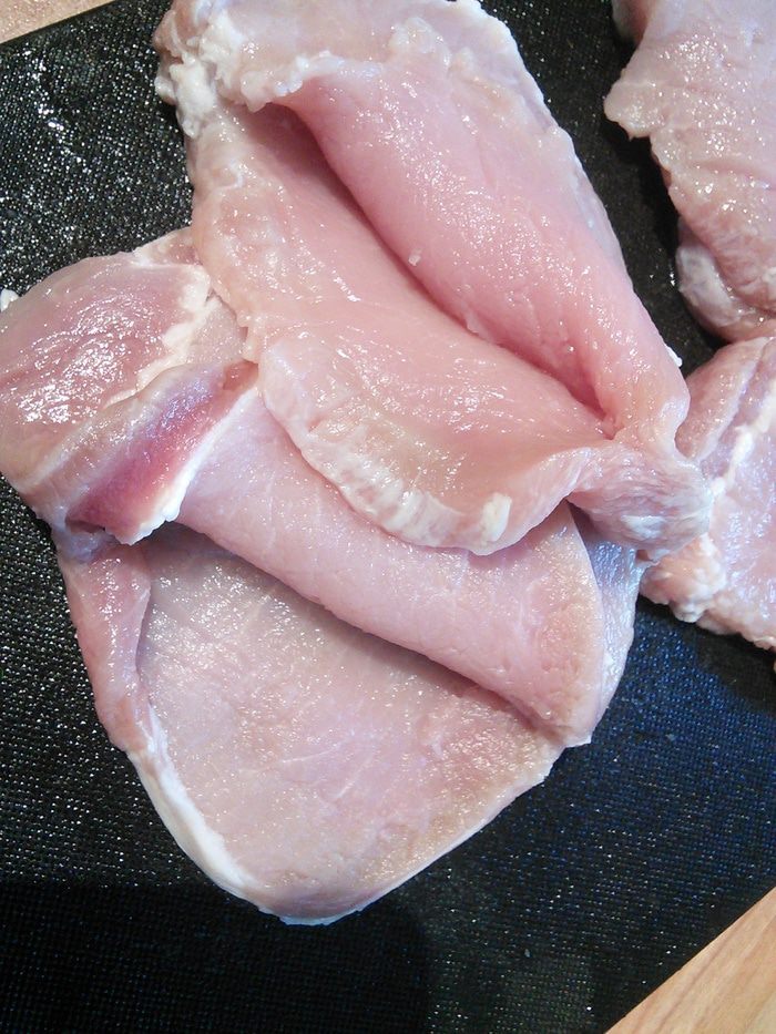 Свиные кармашки с сухофруктами и овощами 
