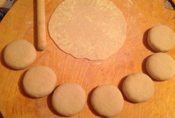 Тонкие чебуреки с картофельной начинкой