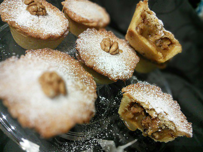 Орехово-карамельный мини-пай