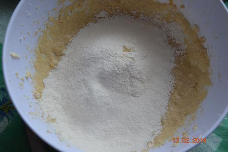 Банановый пирог с корицей