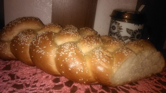 Плетенка с кунжутом