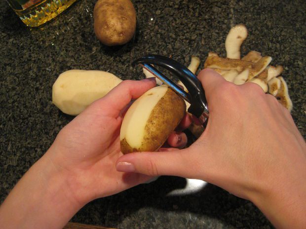 Картофельное пюре с соусом