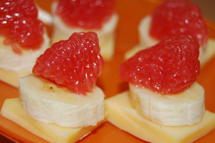 Закуска Grapechees 