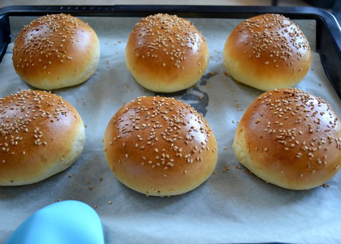 Домашние булочки для гамбургеров (Homemade Hamburger Buns)