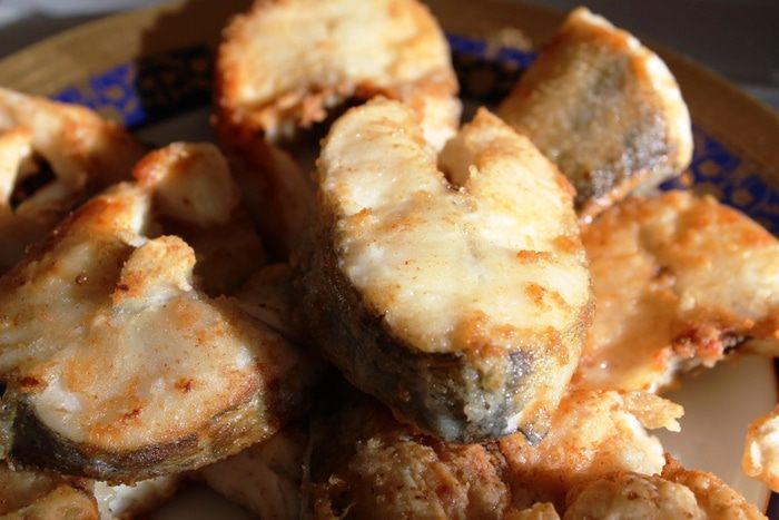 Жареный судак с мускатным орехом