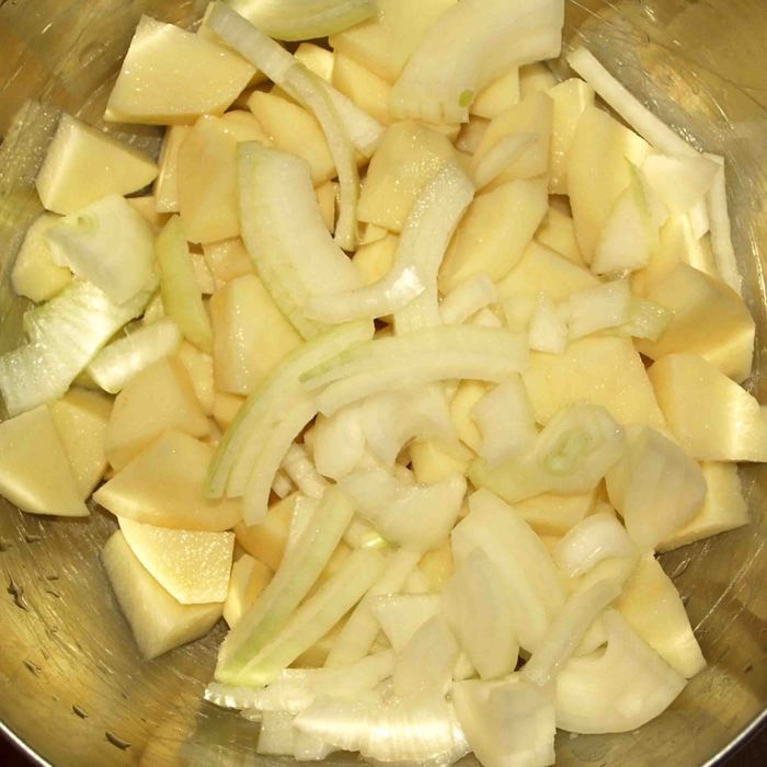 Картофель, запеченный в томате 