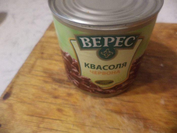 Салат из пекинской капусты, винограда и сыра