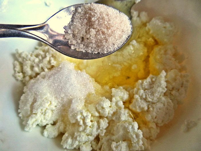 Вареники с творогом и черешней