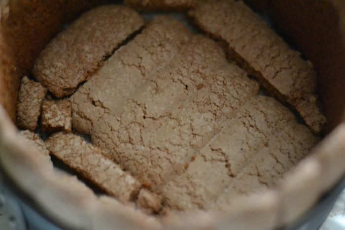 Шоколадный тирамису с вишневым ликером