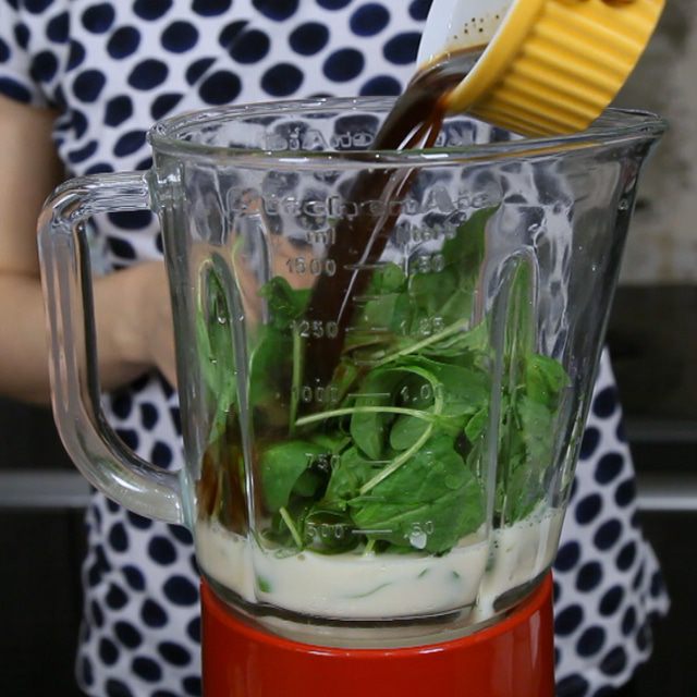 Кофе со шпинатом и бананом