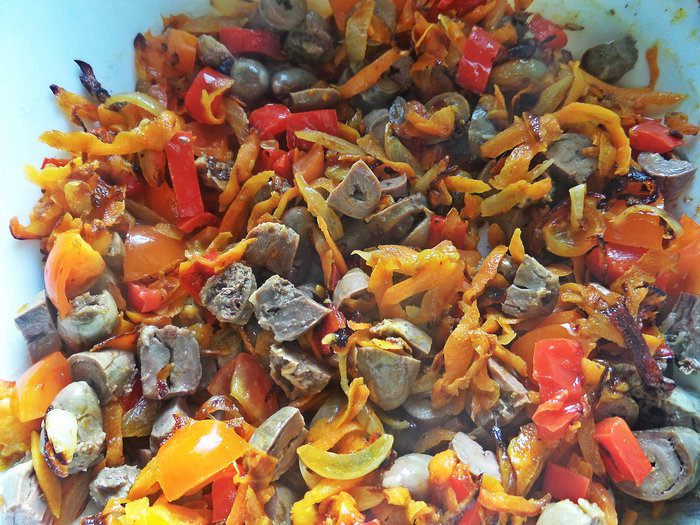 Булгур с сердечками в съедобной тарелке