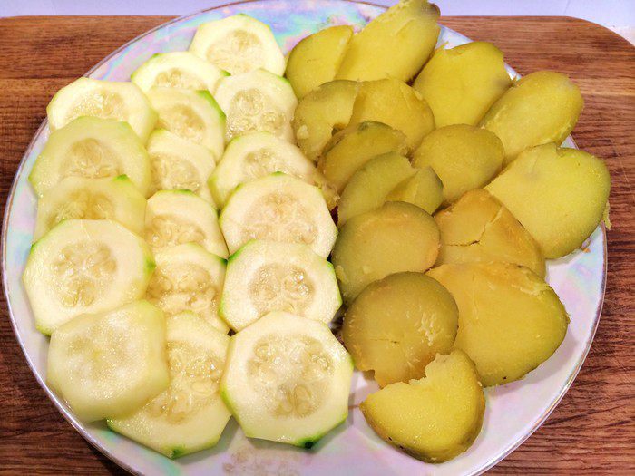 Овощная запеканка с пикантной сырной корочкой