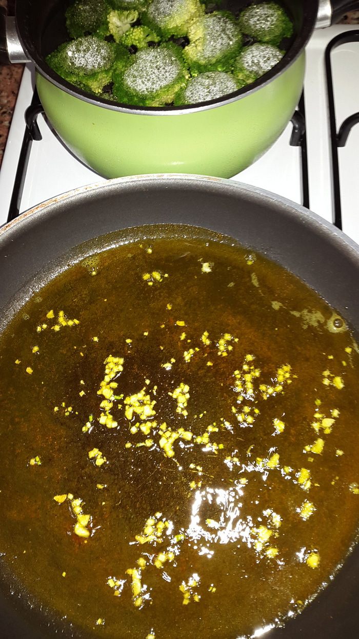 Постный &amp;quot;омлет&amp;quot; с овощами, запеченный в глиняных тарелках
