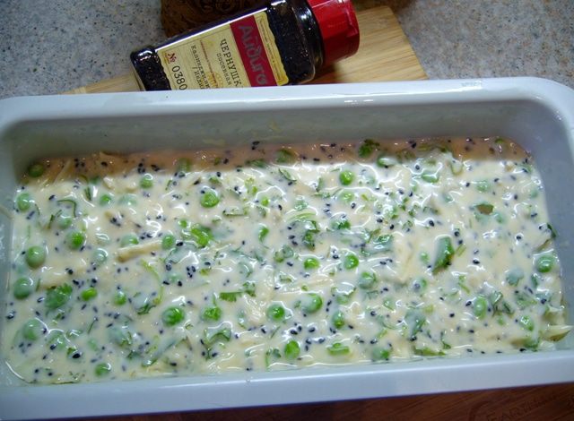 Сырный кекс с чернушкой